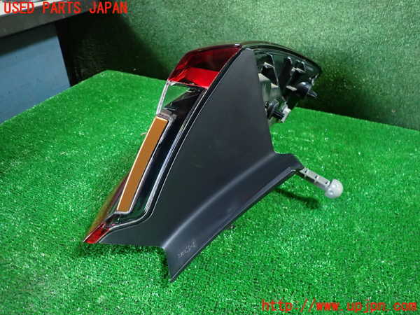 1UPJ-31181536]ルノー・キャプチャー(HJBH5H)左テールランプ 中古_m0002.jpg