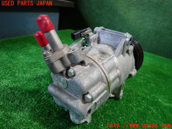 1UPJ-31186025]ルノー・キャプチャー(HJBH5H)エアコンコンプレッサー 中古_m0002.jpg