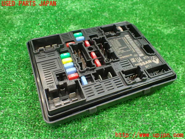 1UPJ-31186741]ルノー・キャプチャー(HJBH5H)ヒューズボックス1 中古_m0001.jpg