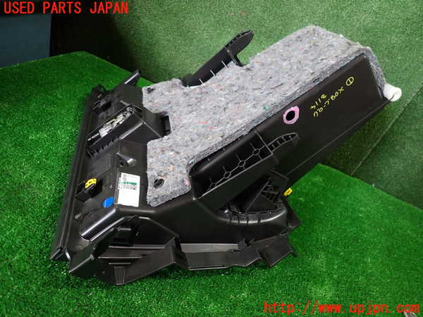 5UPJ-31187516]ルノー・キャプチャー(HJBH5H)グローブボックス1 中古_m0002.jpg
