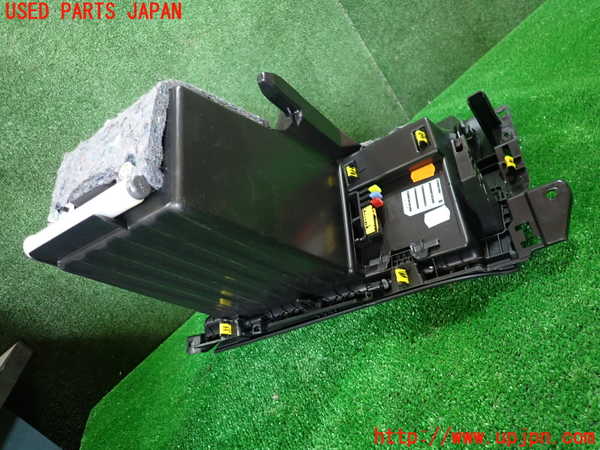 5UPJ-31187516]ルノー・キャプチャー(HJBH5H)グローブボックス1 中古_m0003.jpg