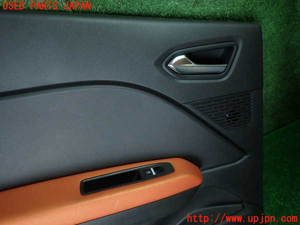 1UPJ-31181324]ルノー・キャプチャー(HJBH5H)左後ドア内張り 中古_m0002.jpg