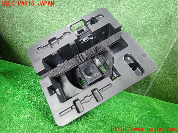 5UPJ-31187772]ルノー・キャプチャー(HJBH5H)ラゲッジトレイ2 中古_m0001.jpg