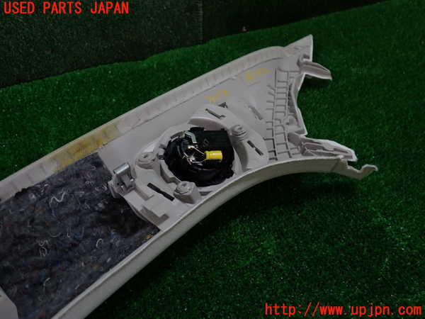 1UPJ-31187655]ルノー・キャプチャー(HJBH5H)右フロントピラートリム 中古_m0005.jpg