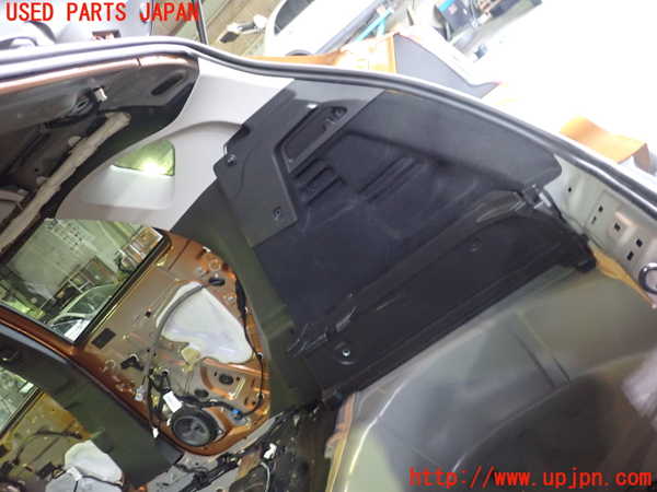 1UPJ-31187675]ルノー・キャプチャー(HJBH5H)右リアピラートリム 中古_m0001.jpg