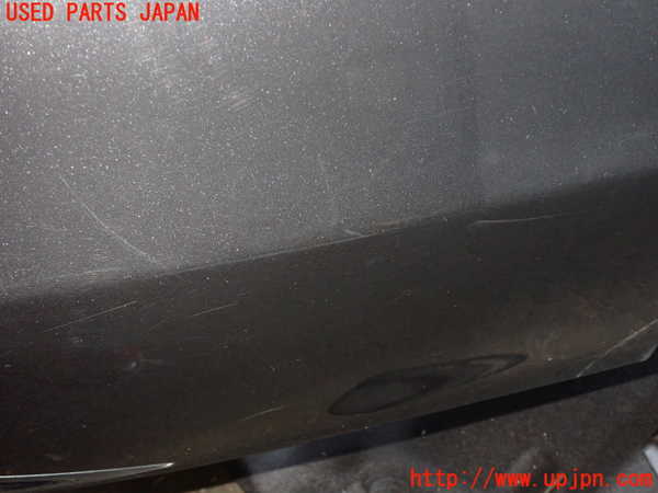 5UPJ-31191610]レジェンド ハイブリッド(KC2)リアバンパー 中古_m0003.jpg