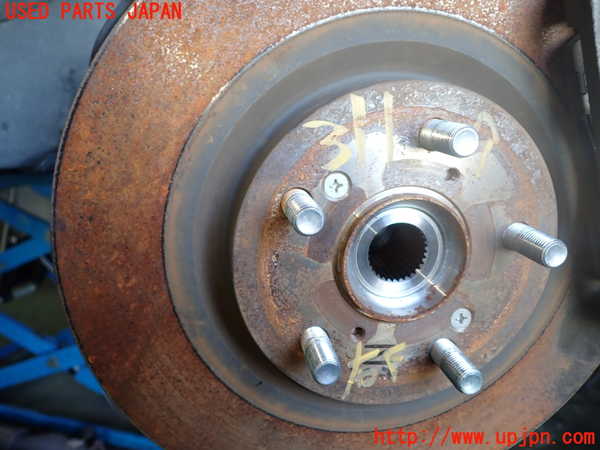 1UPJ-31194290]レジェンド ハイブリッド(KC2)右フロントナックルハブ 中古_m0001.jpg