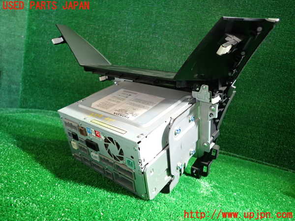 1UPJ-31196589]レジェンド ハイブリッド(KC2)カーナビゲーション HDD 中古_m0003.jpg