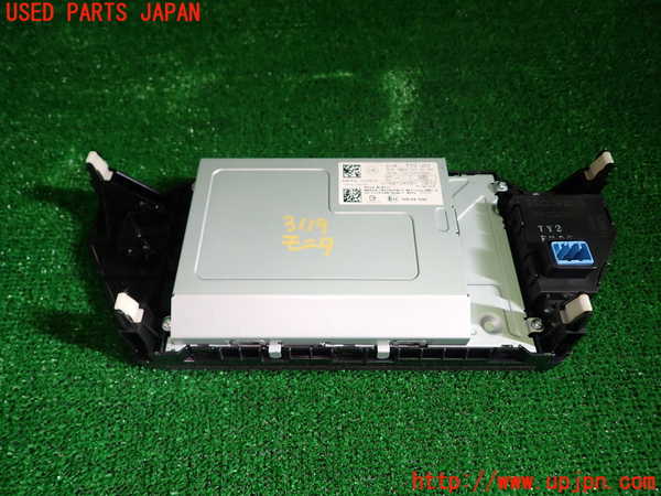 1UPJ-31196629]レジェンド ハイブリッド(KC2)モニター 中古_m0003.jpg
