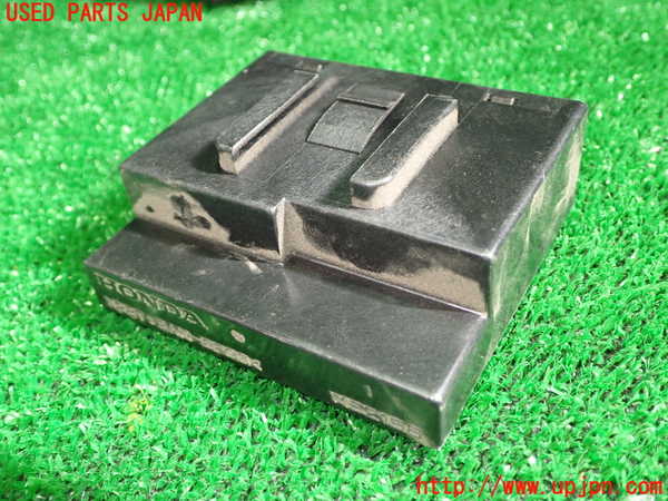 5UPJ-31196152]レジェンド ハイブリッド(KC2)コンピューター7 中古 M52156_m0001.jpg
