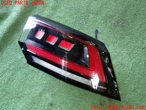 1UPJ-31201530]VW ゴルフ ヴァリアント(CDDXDV)右テールランプ 中古_m0001.jpg