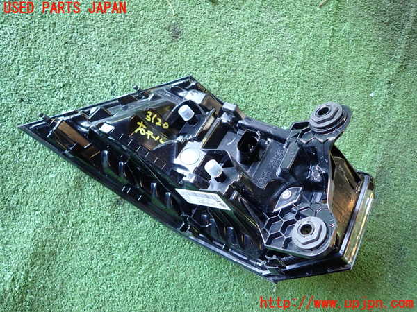 1UPJ-31201530]VW ゴルフ ヴァリアント(CDDXDV)右テールランプ 中古_m0003.jpg