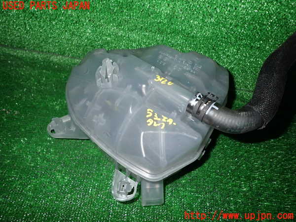 1UPJ-31202410]VW ゴルフ ヴァリアント(CDDXDV)ラジエータータンク 中古_m0002.jpg