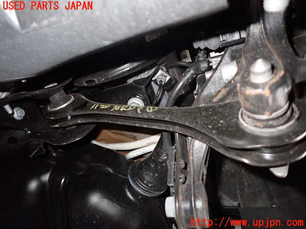 5UPJ-31205200]VW ゴルフ ヴァリアント(CDDXDV)右リアロアアーム1 中古_m0001.jpg