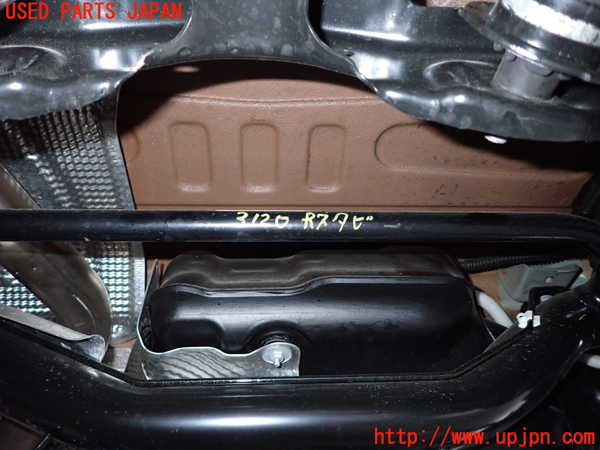 1UPJ-31205445]VW ゴルフ ヴァリアント(CDDXDV)リアスタビライザー 中古_m0001.jpg