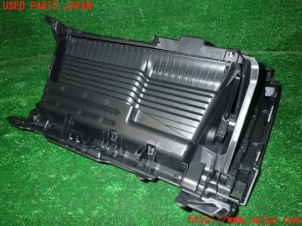 1UPJ-31207516]VW ゴルフ ヴァリアント(CDDXDV)グローブボックス1 中古_m0004.jpg