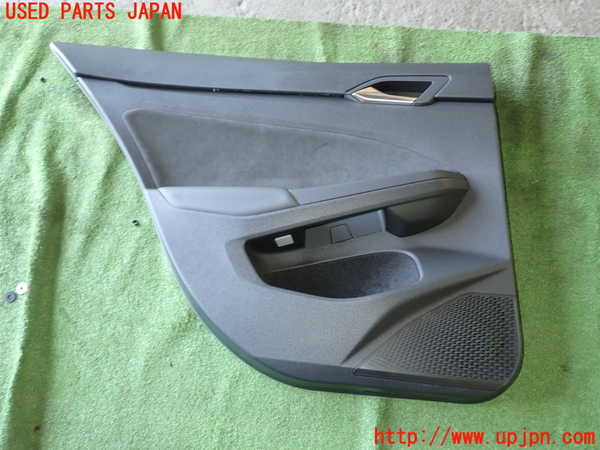 1UPJ-31201324]VW ゴルフ ヴァリアント(CDDXDV)左後ドア内張り 中古_m0001.jpg