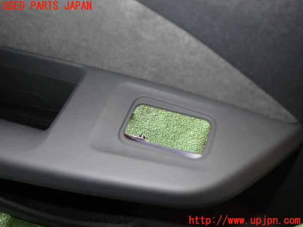 1UPJ-31201324]VW ゴルフ ヴァリアント(CDDXDV)左後ドア内張り 中古_m0003.jpg
