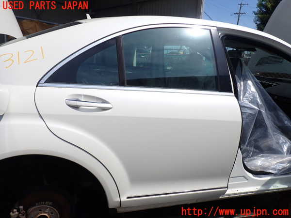 1UPJ-31211290]ベンツ S ハイブリッド W221(221095)右後ドア 中古 PGW M505 43R-000263_m0001.jpg