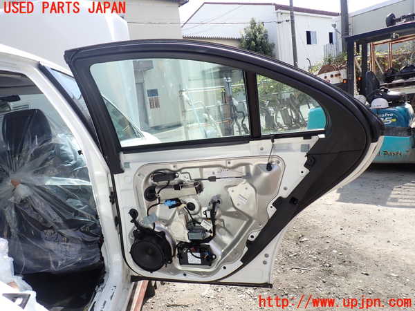1UPJ-31211290]ベンツ S ハイブリッド W221(221095)右後ドア 中古 PGW M505 43R-000263_m0004.jpg