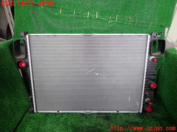 1UPJ-31212321]ベンツ S ハイブリッド W221(221095)ラジエーター1(メイン) 中古_m0002.jpg
