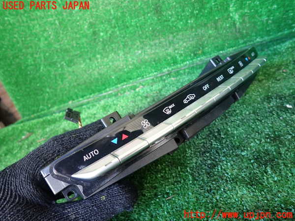 1UPJ-31216066]ベンツ S ハイブリッド W221(221095)エアコンスイッチ1 中古_m0002.jpg