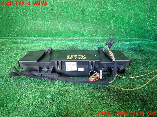 1UPJ-31216066]ベンツ S ハイブリッド W221(221095)エアコンスイッチ1 中古_m0003.jpg