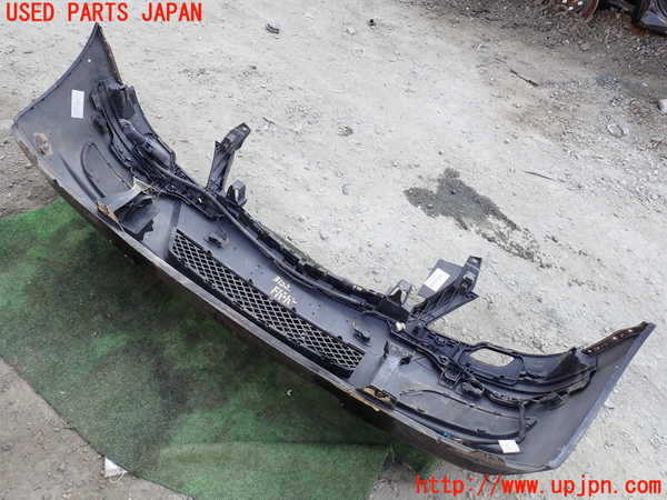 1UPJ-31221010]ベンツ V350 W639(639350)フロントバンパー 中古_m0004.jpg