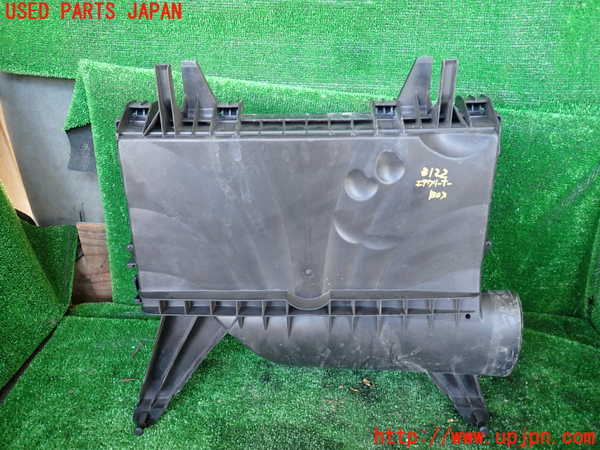 1UPJ-31222560]ベンツ V350 W639(639350)エアクリーナーボックス 中古_m0002.jpg