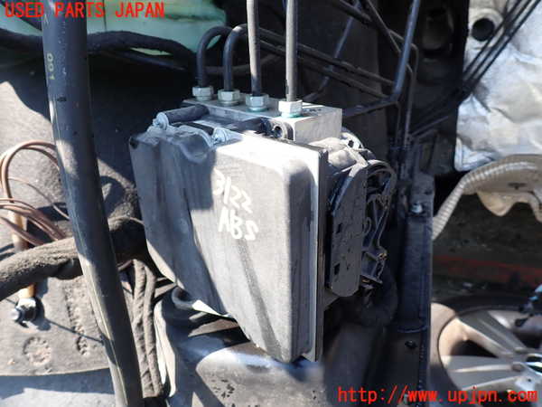 1UPJ-31224040]ベンツ V350 W639(639350)ABSアクチュエーター 中古_m0001.jpg