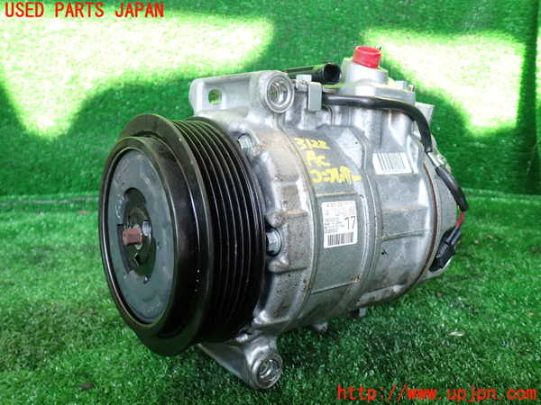 5UPJ-31226025]ベンツ V350 W639(639350)エアコンコンプレッサー 中古_m0001.jpg