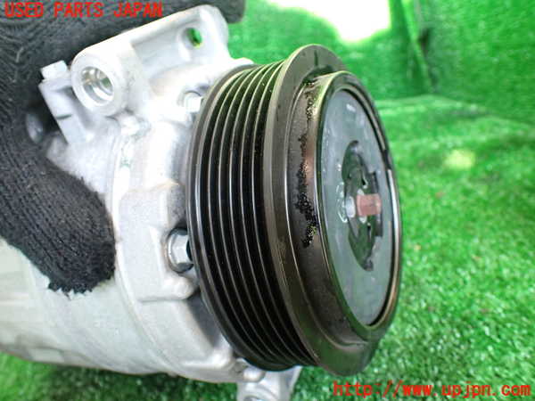 5UPJ-31226025]ベンツ V350 W639(639350)エアコンコンプレッサー 中古_m0003.jpg