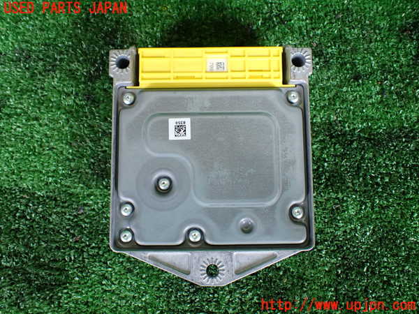 1UPJ-31226145]ベンツ V350 W639(639350)エアバッグコンピューター 中古_m0003.jpg