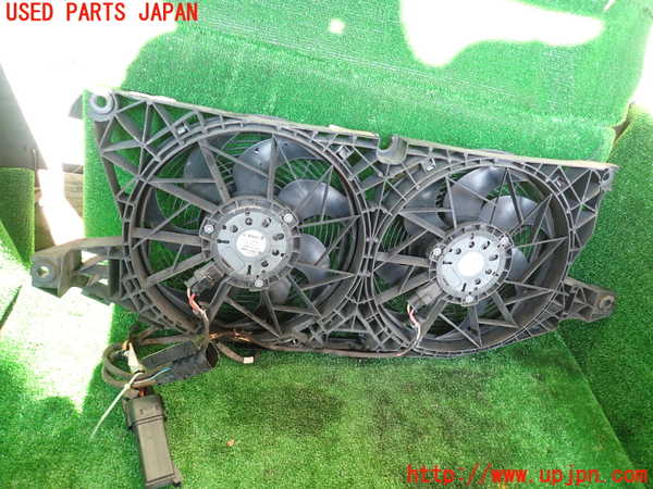 1UPJ-31226836]ベンツ V350 W639(639350)電動ファン1 中古_m0002.jpg