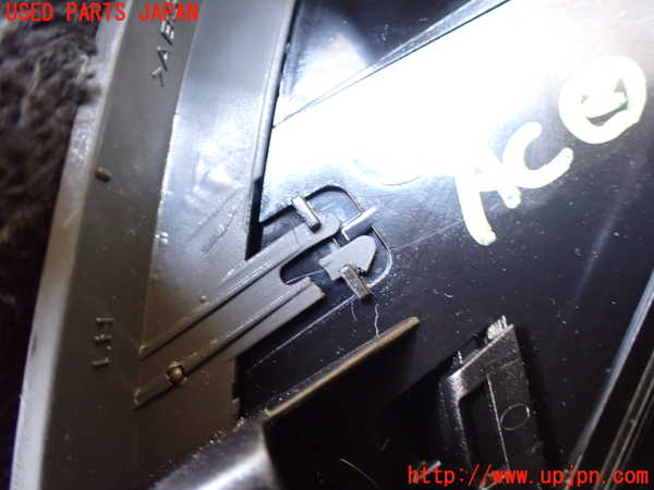 5UPJ-31227527]ベンツ V350 W639(639350)エアコン吹き出し口2 中古_m0003.jpg