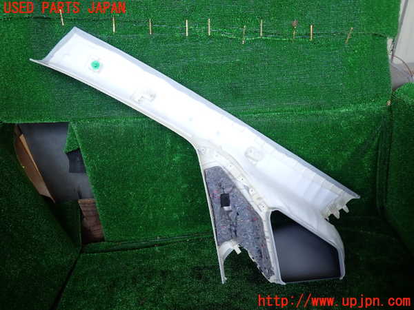 1UPJ-31227655]ベンツ V350 W639(639350)右フロントピラートリム 中古_m0002.jpg