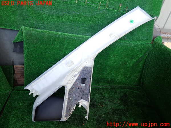 1UPJ-31227660]ベンツ V350 W639(639350)左フロントピラートリム 中古_m0002.jpg