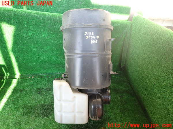 1UPJ-31232560]ハイエースワゴン100系(KZH100G)エアクリーナーボックス 中古_m0001.jpg