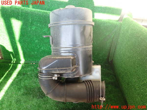 1UPJ-31232560]ハイエースワゴン100系(KZH100G)エアクリーナーボックス 中古_m0002.jpg