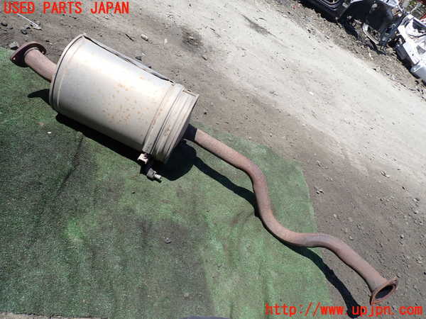 1UPJ-31232651]ハイエースワゴン100系(KZH100G)センターパイプ1 中古_m0002.jpg