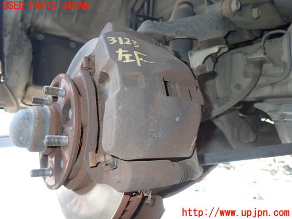 1UPJ-31234085]ハイエースワゴン100系(KZH100G)左フロントキャリパー 中古_m0001.jpg