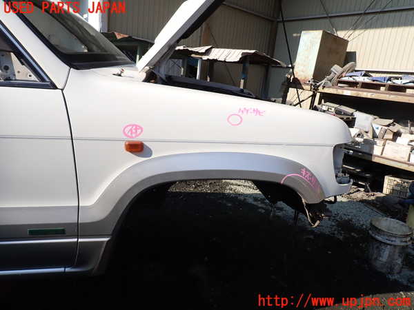 5UPJ-31241080]ビッグホーン(UBS73GW)右前フェンダー 中古_m0001.jpg