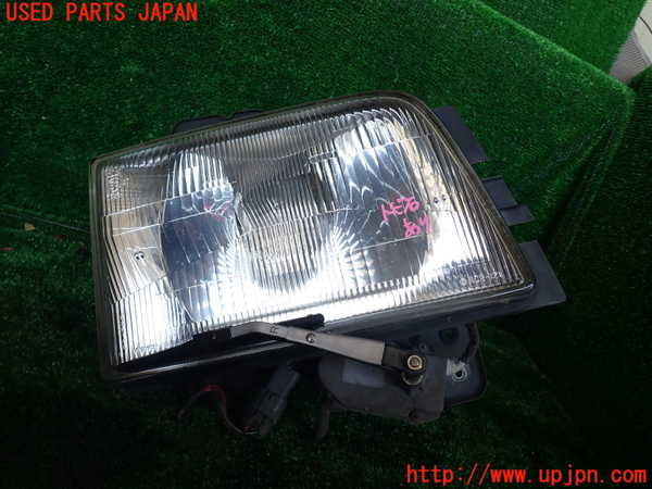 1UPJ-31241130]ビッグホーン(UBS73GW)右ヘッドライト ハロゲン 中古_m0001.jpg