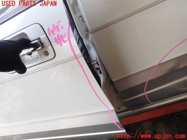 1UPJ-31241260]ビッグホーン(UBS73GW)左前ドア M284 中古_m0002.jpg