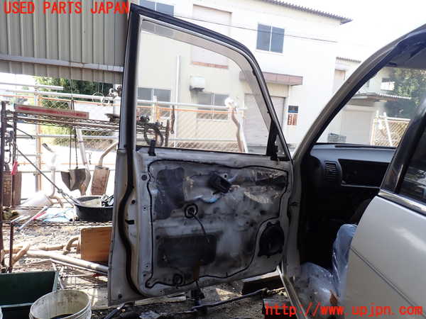 1UPJ-31241260]ビッグホーン(UBS73GW)左前ドア M284 中古_m0004.jpg