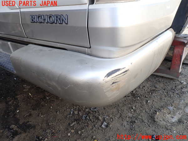 1UPJ-31241610]ビッグホーン(UBS73GW)リアバンパー 中古_m0003.jpg