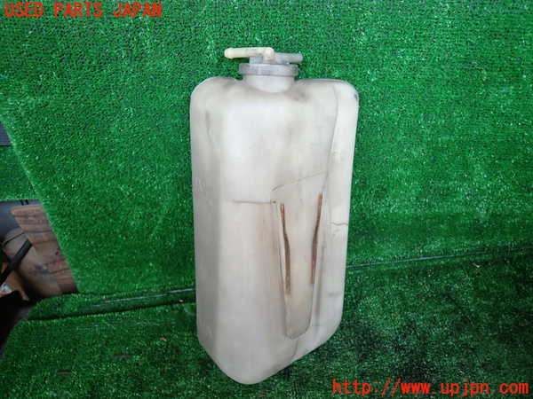 1UPJ-31242410]ビッグホーン(UBS73GW)ラジエータータンク 中古_m0002.jpg