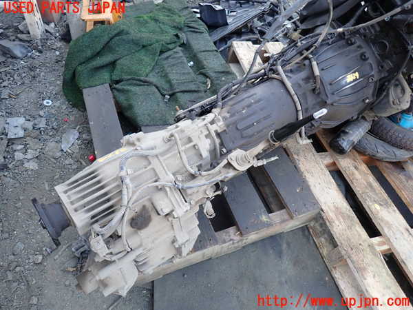 1UPJ-31243010]ビッグホーン(UBS73GW)ミッション AT 4JX1 4WD 中古_m0002.jpg