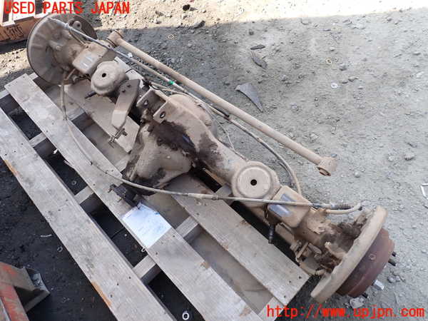 1UPJ-31244400]ビッグホーン(UBS73GW)リアデフホーシング 中古_m0002.jpg