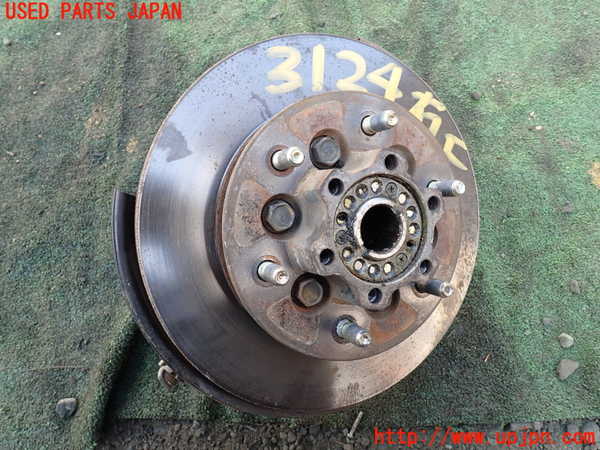 1UPJ-31244290]ビッグホーン(UBS73GW)右フロントナックルハブ 中古_m0001.jpg